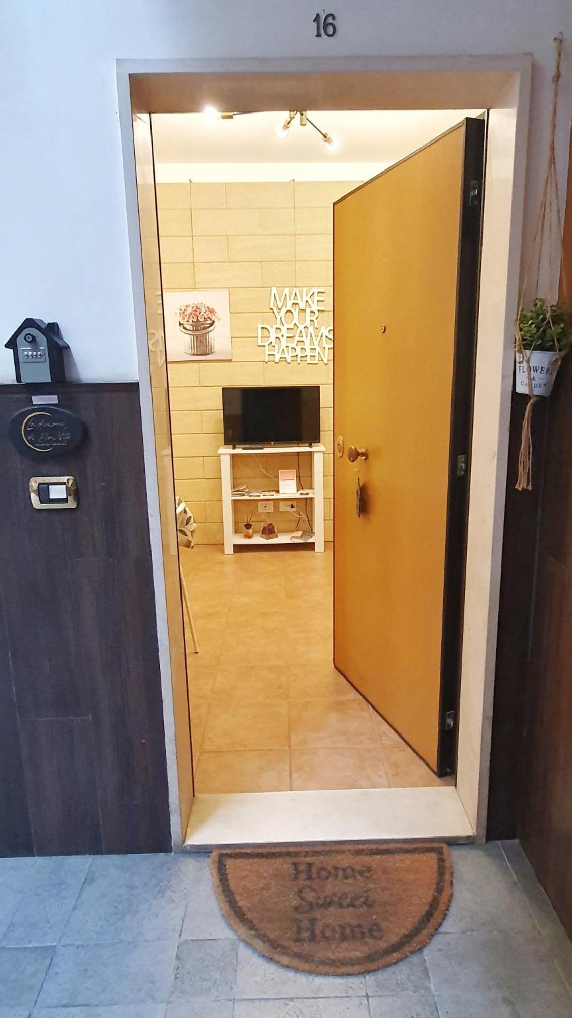 La Dimora Di Don Vito - Appartamento Confortevole Bari Exteriér fotografie
